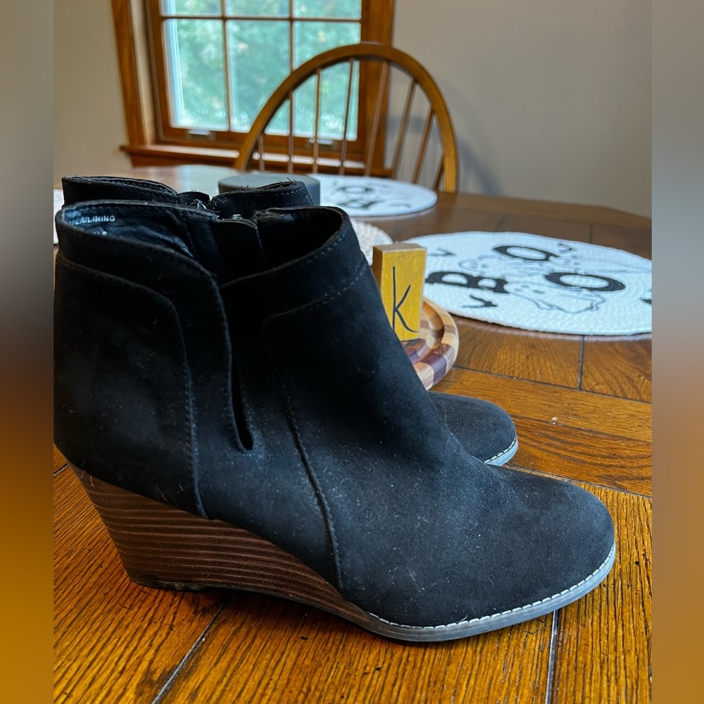 Madden NYC Womens Wedge Ankle Booties Black Size 10 - Picture 8 of 9